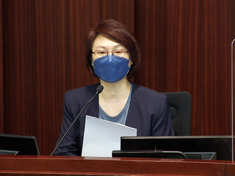 ◆立法會內會主席李慧琼表示，政府計劃在本月中向立法會提交政府架構重組決議案，以及相關人事編制及財務建議。