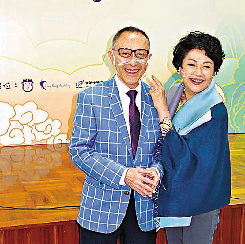 ◆ 毛俊輝籌備這項劇藝研創計劃接近2年，獲太太胡美儀全力支持。