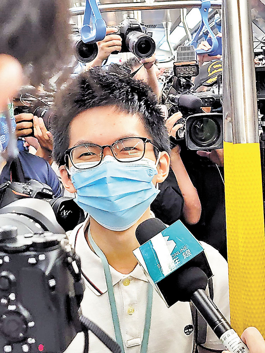 ◆ 鐵路迷羅哲琛同學。香港文匯報記者  攝