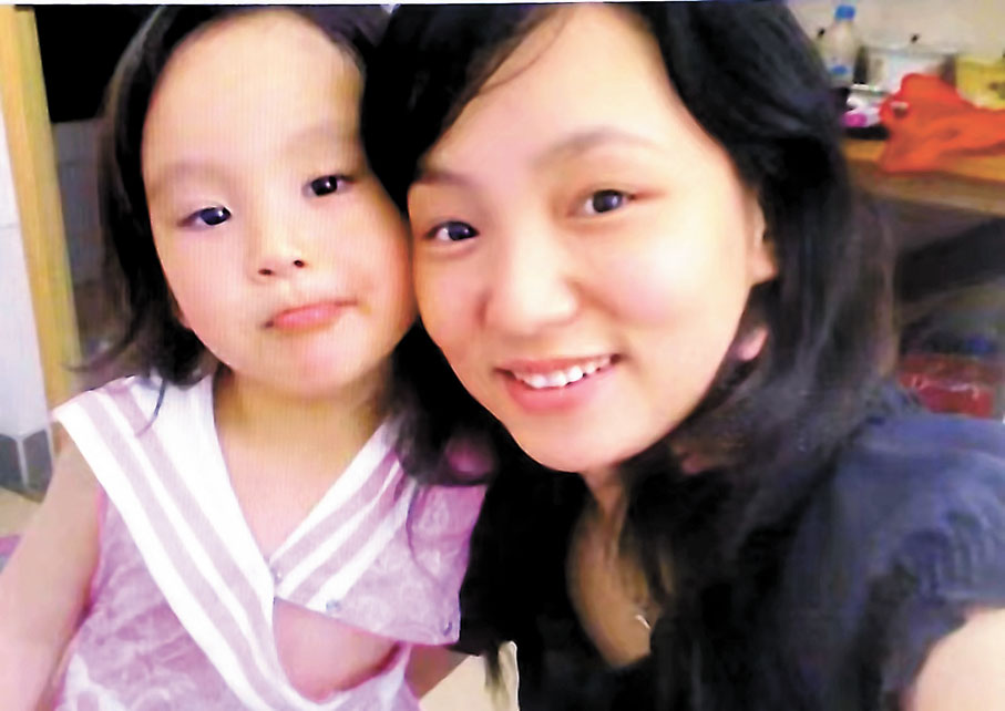 ◆ 炎明熹自小與媽媽感情要好。