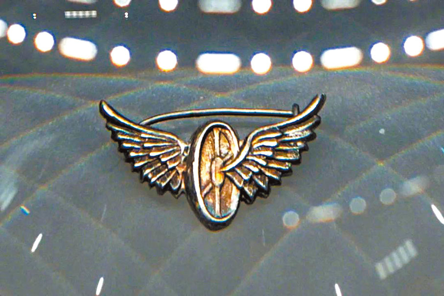 ◆ 鎮館之寶「飛輪」路徽   網上圖片