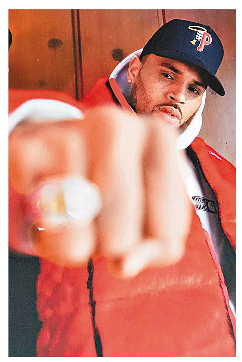 Chris Brown大方向前女友送上祝福。