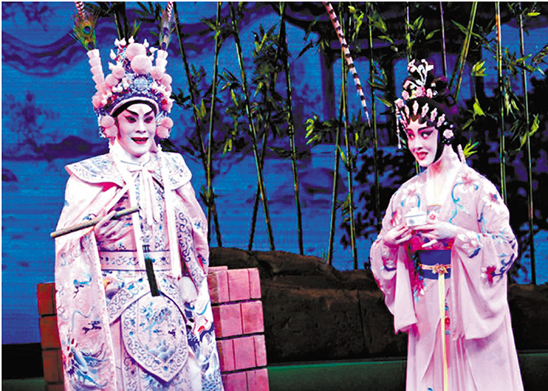 ◆梁兆明和吳非凡在《大赤壁賦》首演中合作演周瑜和小喬。