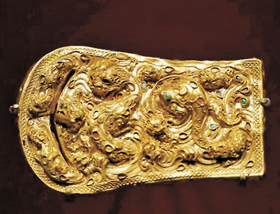 ◆漢代八龍紋金帶扣