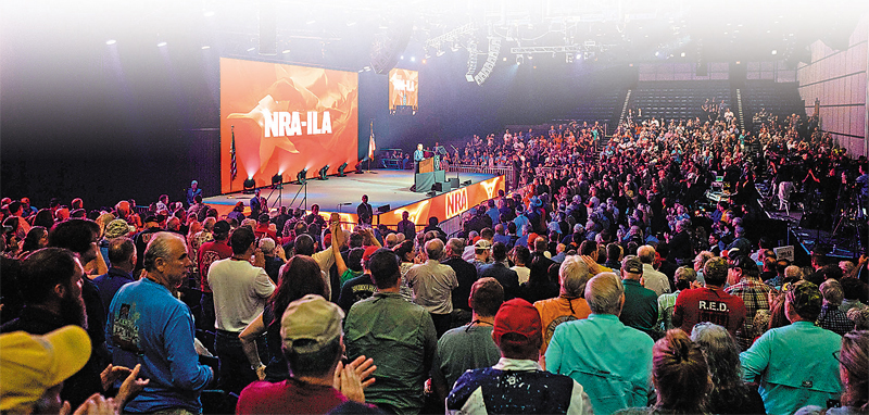 ◆ 槍權擁護者逐一上台演說。 法新社