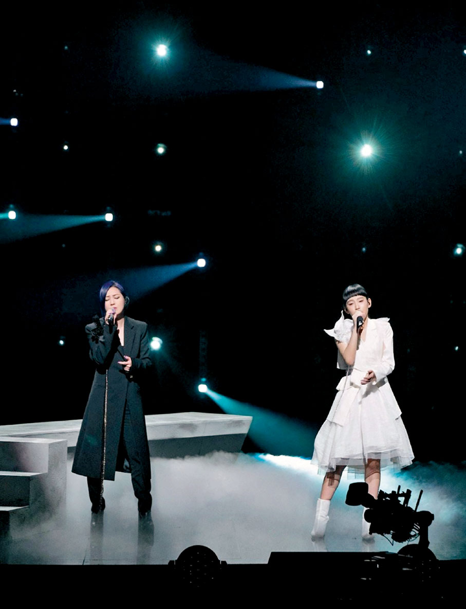 ◆楊千嬅樂於把演出經驗傳承給Gigi。