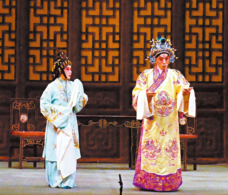 ◆鄧美玲和李龍去年演了新劇《鬼谷門生》。