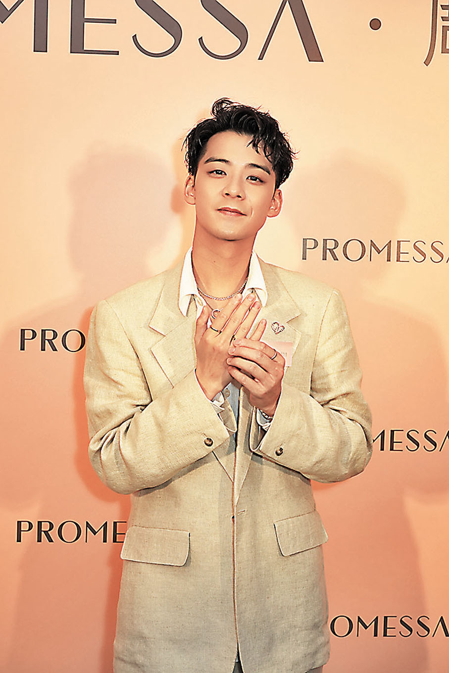 ◆ 余德丞自言喜歡分享自己鍾意的食物。