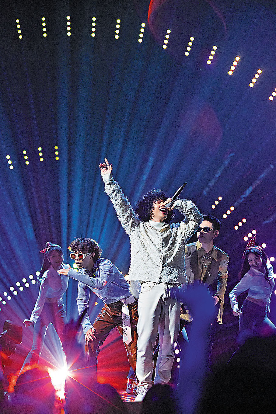 ◆初舞台一首《初戀》成功開局。