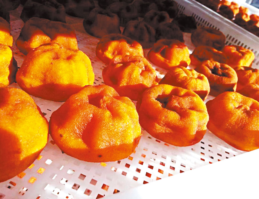 ◆純天然的易縣「柿妞」深受消費者歡迎。