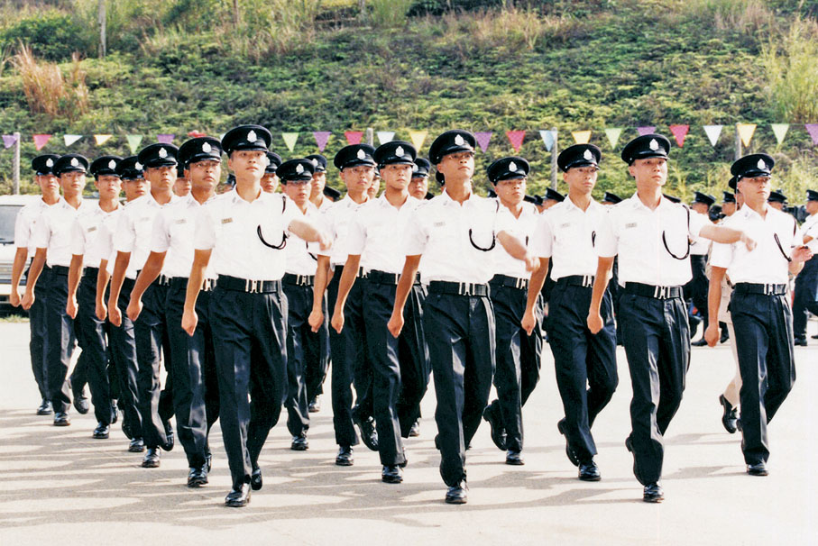 ◆程和木接受步操訓練。入境處供圖