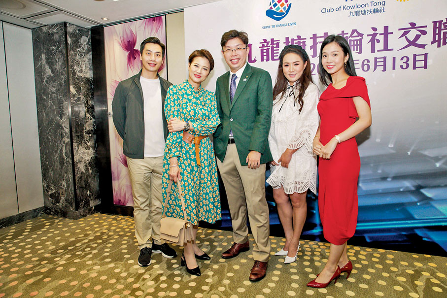 ◆ 左起：王志良、 黎燕珊、沈慧林、黎瑞恩和林穎施出席活動。
