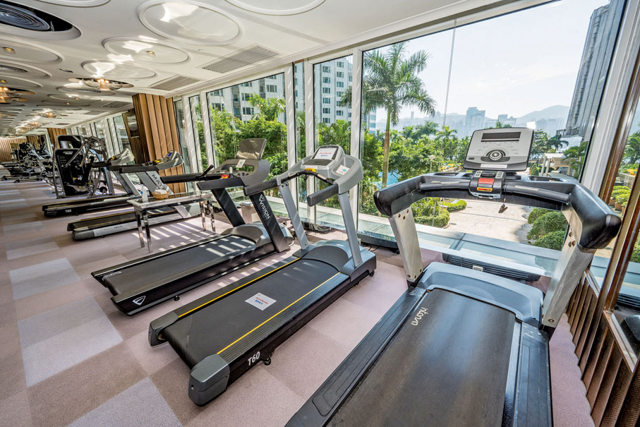 ◆ 住客會所更附設健身中心等星級酒店的高品質配套。