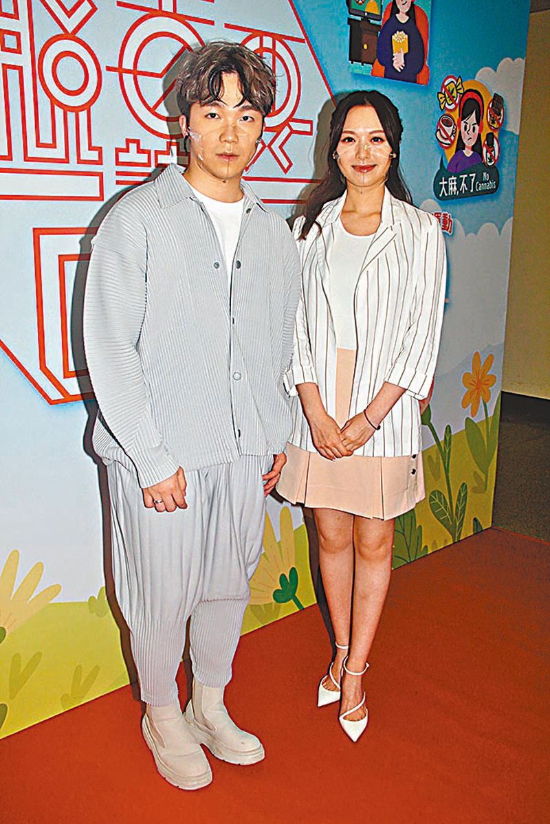 ◆ 馮盈盈與何晉樂前晚錄影節目《脫毒要識Do》。