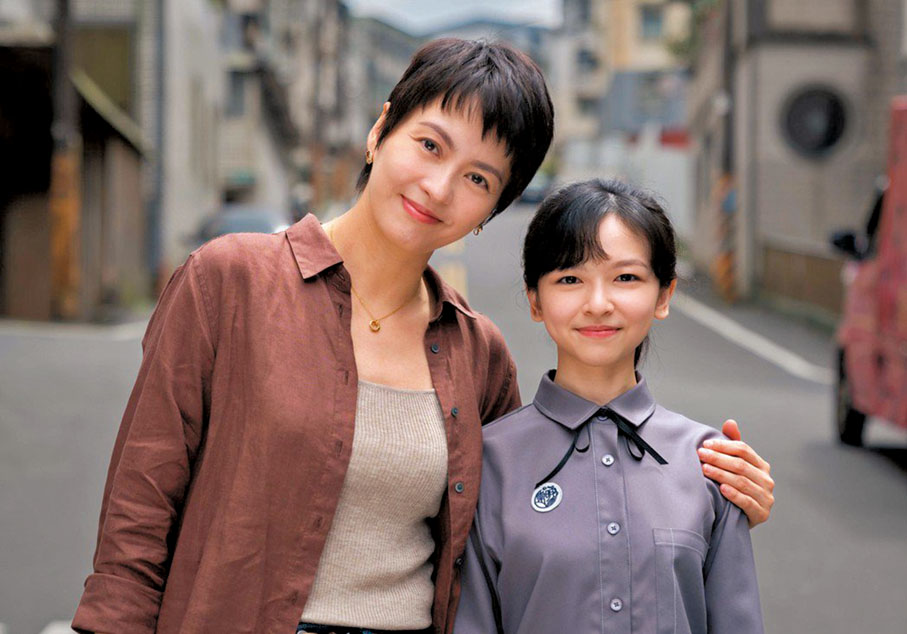 ◆梁詠琪與陳妍霏（右）合演母女。圖：奇蹟映畫