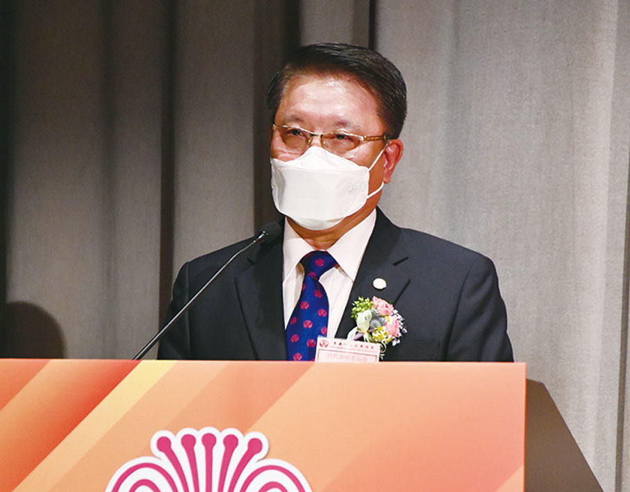 ◆ 獎教事務委員會主席劉炎致謝辭。