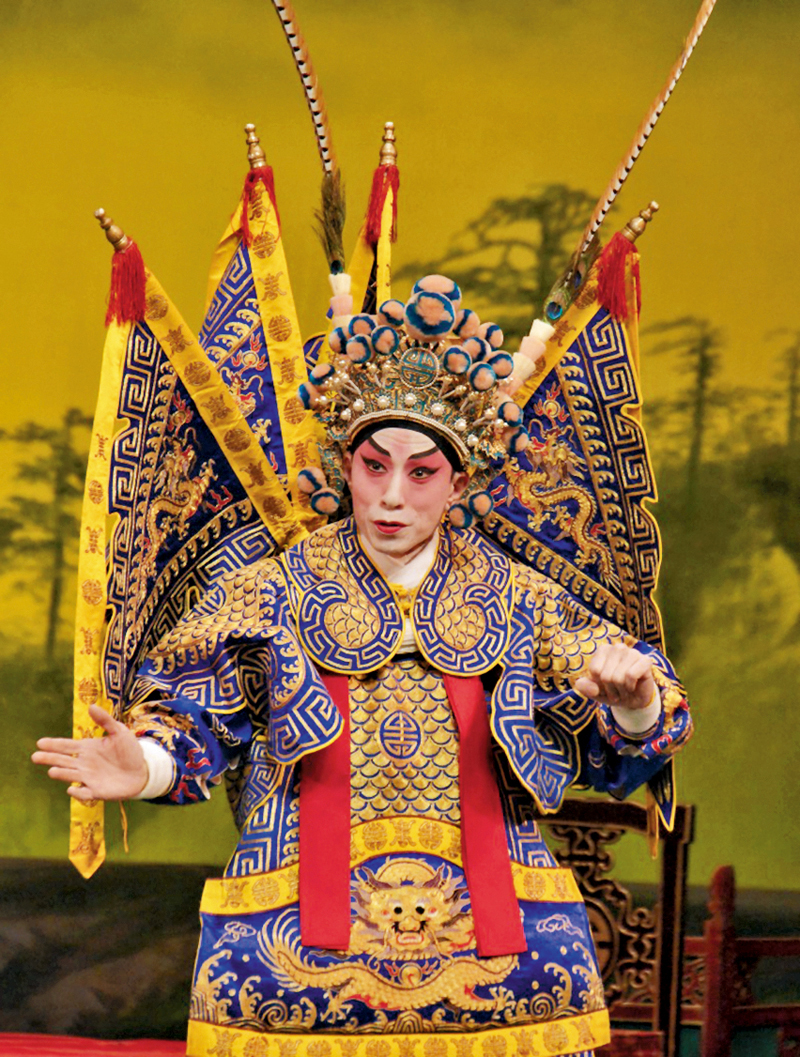 ◆李龍的袍甲戲，無人出其右。