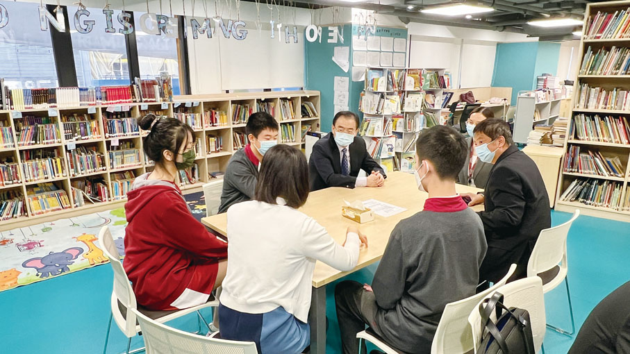 ◆ 農行香港分行開展「文化進校園」活動。