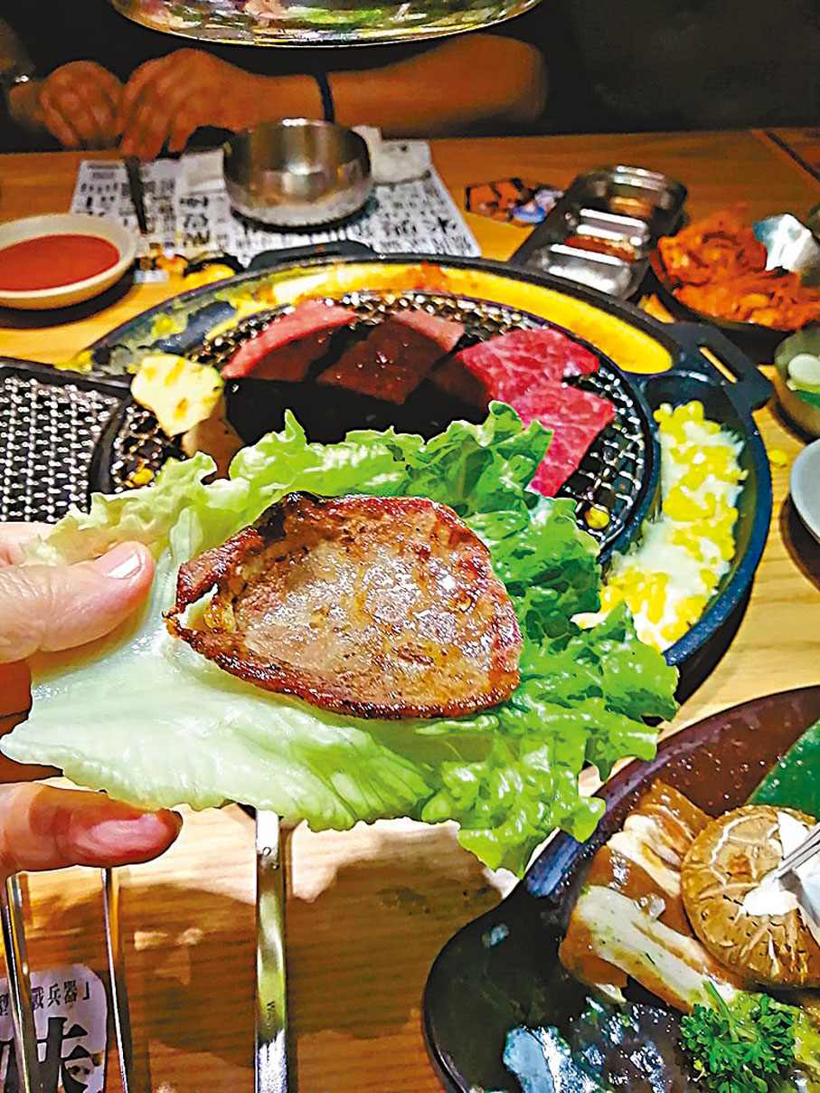 ◆韓式燒肉配生菜食用好爽。