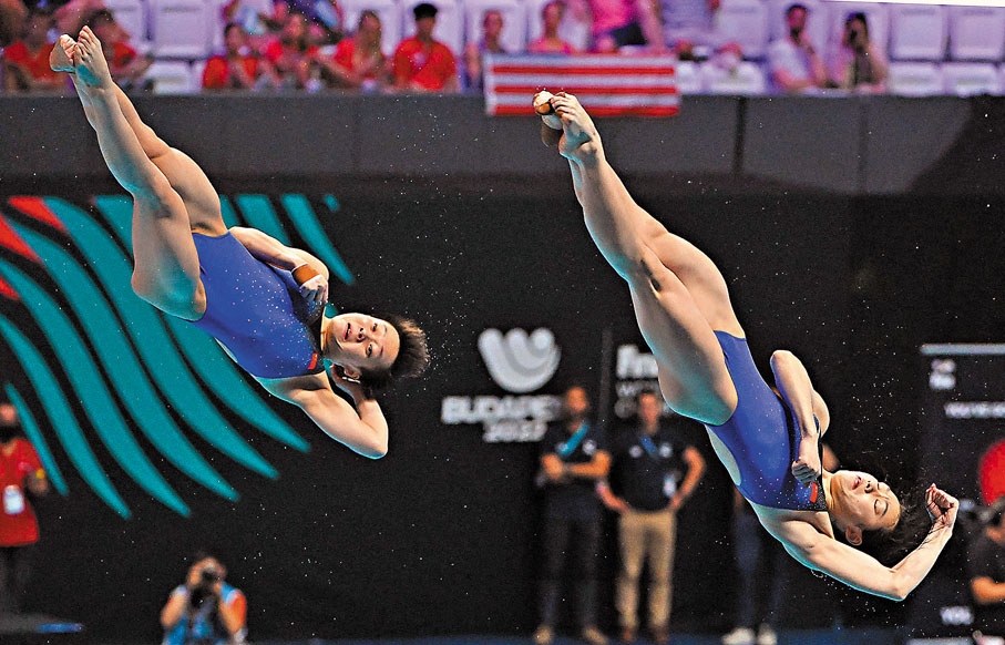 ◆陳藝文（左）/昌雅妮奪得女子雙人3米板金牌。法新社