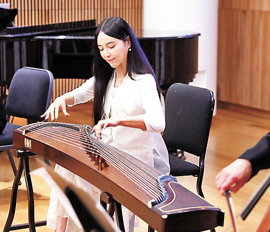 ◆袁莎在紐約林肯藝術中心巡迴講座音樂會演奏。