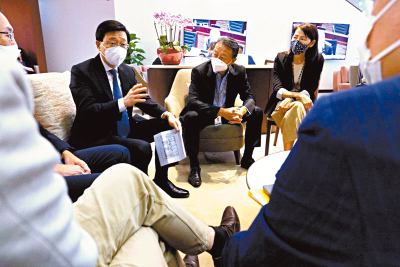 ◆李家超與議員坦誠交流。李家超Fb圖片