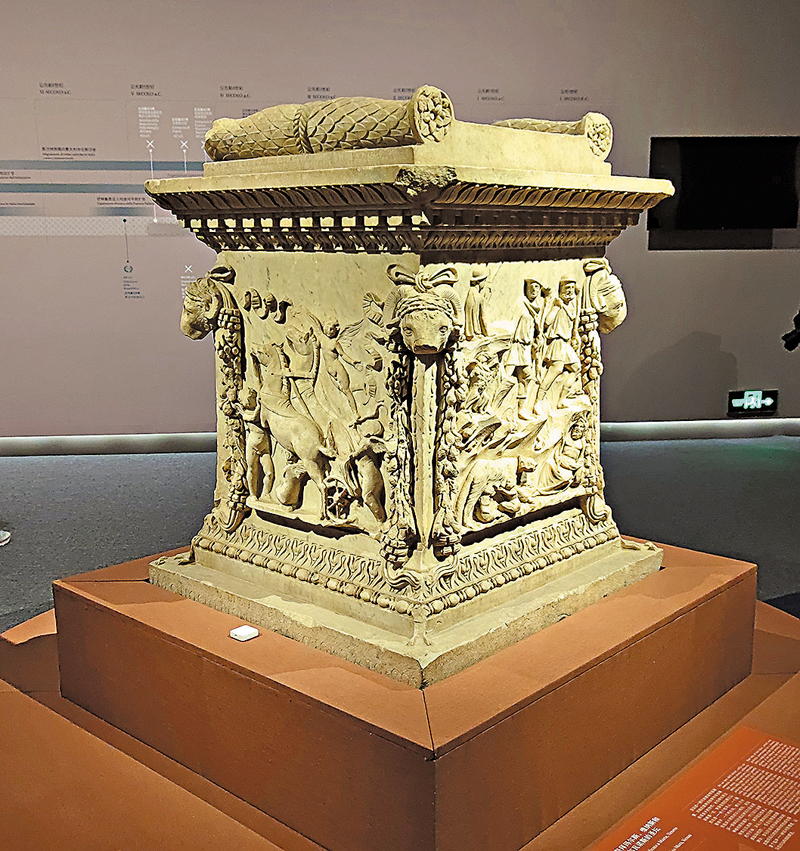 ◆公元124年，祭拜瑪爾斯、維納斯和西爾瓦諾斯的聖壇，盧尼大理石。