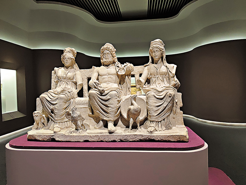 ◆公元2世紀，卡皮托里尼山三主神，大理石。