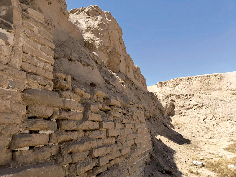 ◆以夯土牆及山險牆為主的明長城