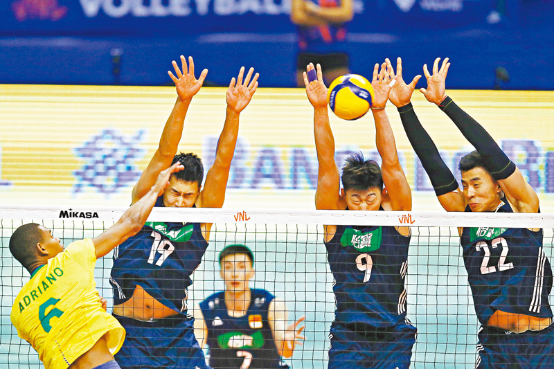 ◆中國隊戰勝巴西成為代表作。 新華社