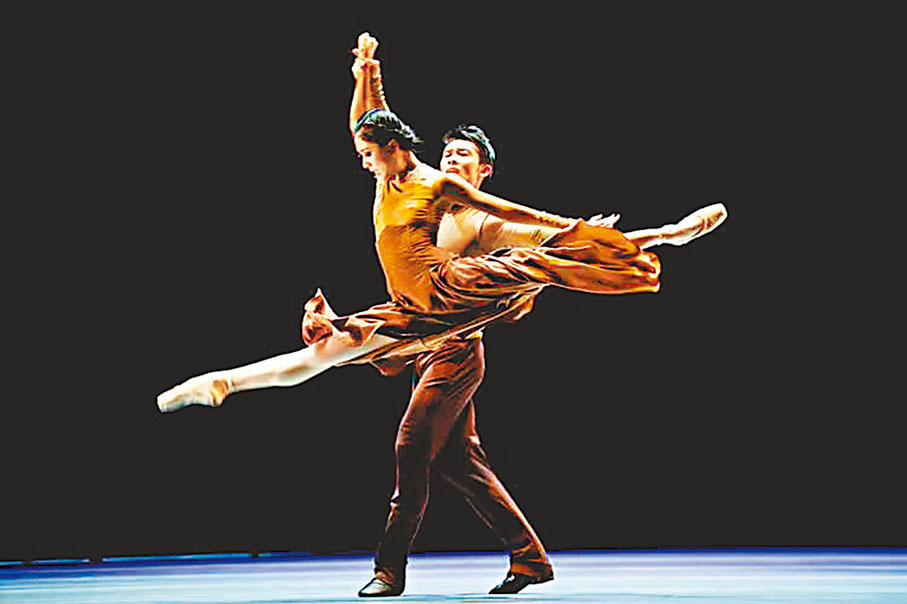 ◆吳菲菲憑藉《一間她自己的房間》獲得舞蹈年獎。 攝影：Conrado Dy-Liacco