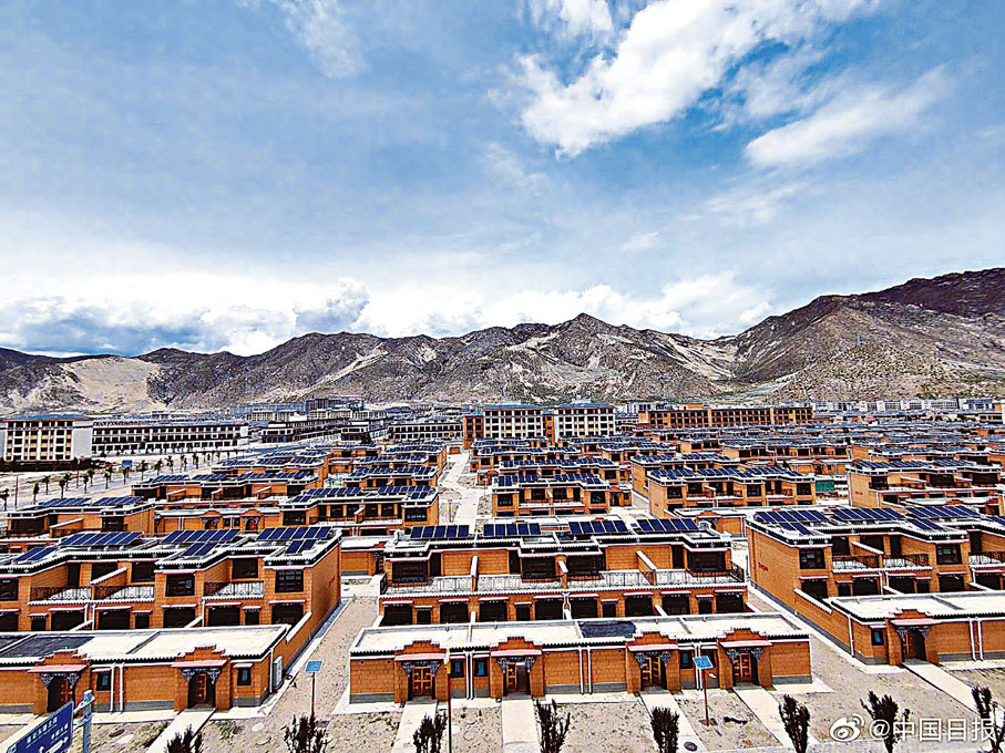 ◆ 安置點山南市貢嘎縣森布日村海拔3,600米。網上圖片