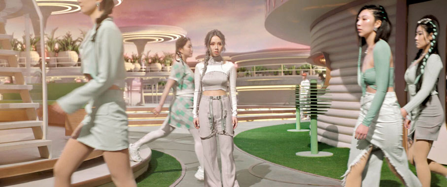 ◆ G.E.M.有份打造14集音樂連續劇MV。