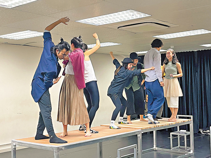 ◆香港團隊排練《羅密歐與茱麗葉》。     鄧樹榮戲劇工作室提供