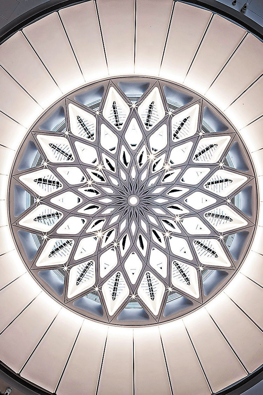 ◆天花大型牡丹裝飾