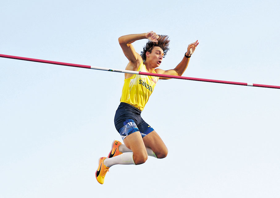 ◆杜普蘭蒂斯（Armand Duplantis）刷新紀錄瞬間。 路透社