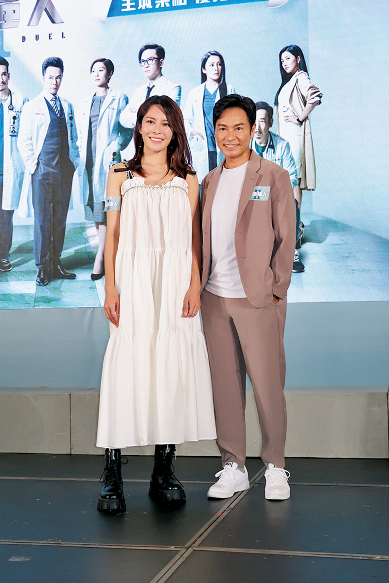 ◆ 張曦雯表示與安仔不用有任何親熱動作已經很有感覺。