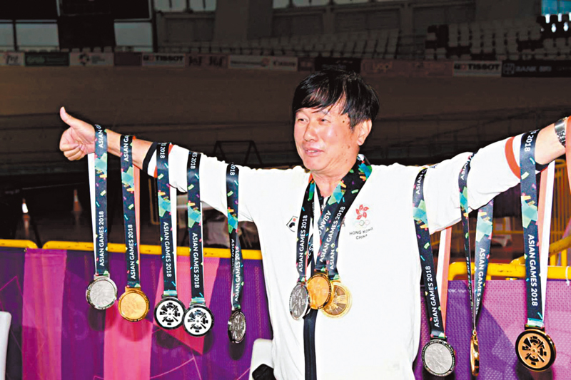 ◆沈金康獲銀紫荊星章。  資料圖片