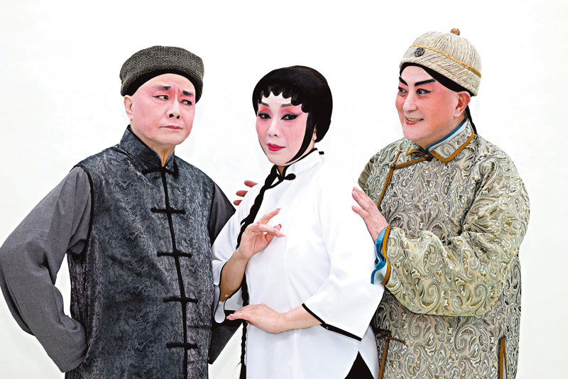 ◆吳仟峰、阮兆輝、陳咏儀合演經典民初裝名劇《沙三少與俏銀姐》。