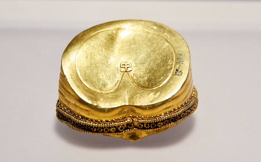 ◆漢代「褭蹄金」。