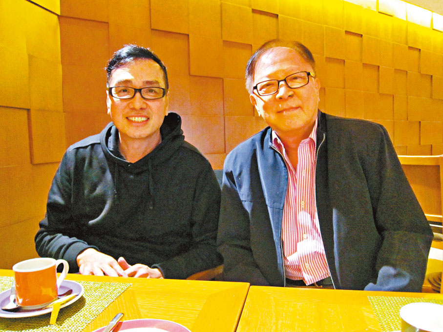◆伍衛國一直感謝恩師鍾景輝的提攜之恩。
