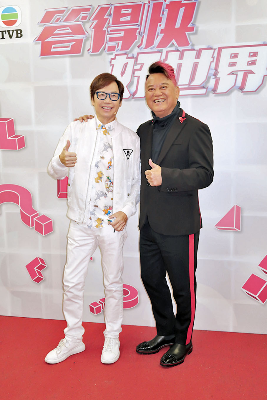 ◆ 陳百祥與老友彭健新一齊錄節目。