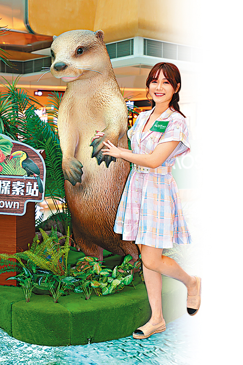 ◆ 喜歡動物的湯洛雯養貓，連帶男友馬國明也愛屋及烏。