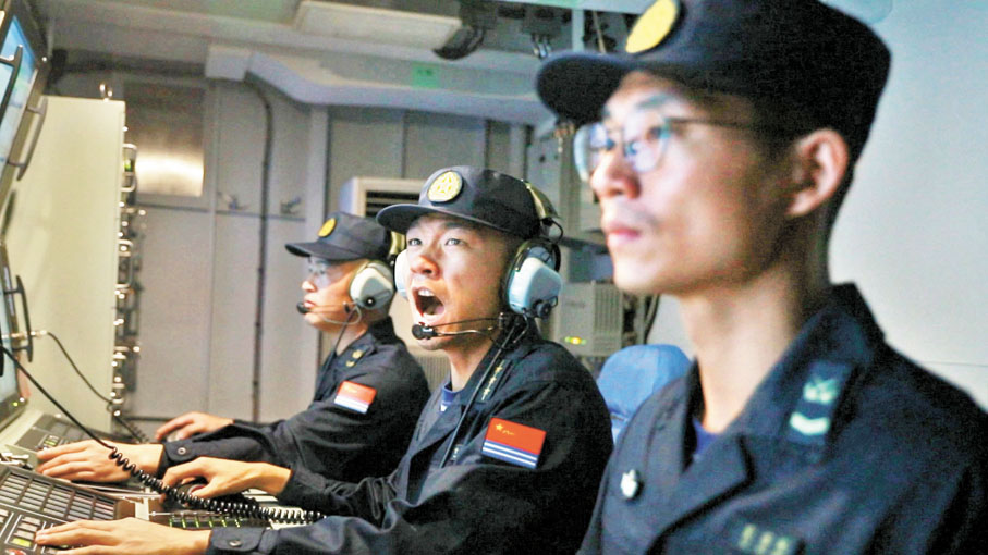 ◆解放軍五大軍種——陸、海、空、火箭、戰略支援，在此輪聯合軍事行動中悉數亮相。圖為海軍官兵。 新華社