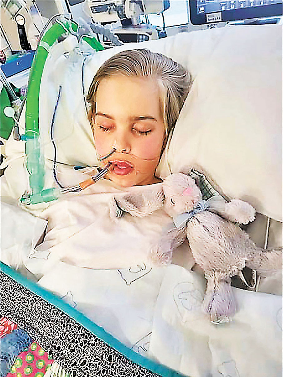 ◆ 阿奇進行「窒息挑戰」時不省人事，留院4個月期間一直昏迷。美聯社