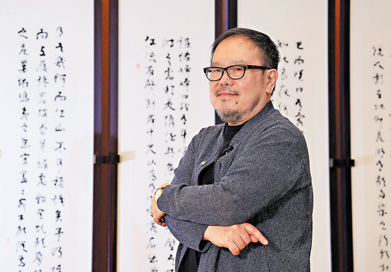 ◆劉小康表示，自己的設計作品充滿中國風格。