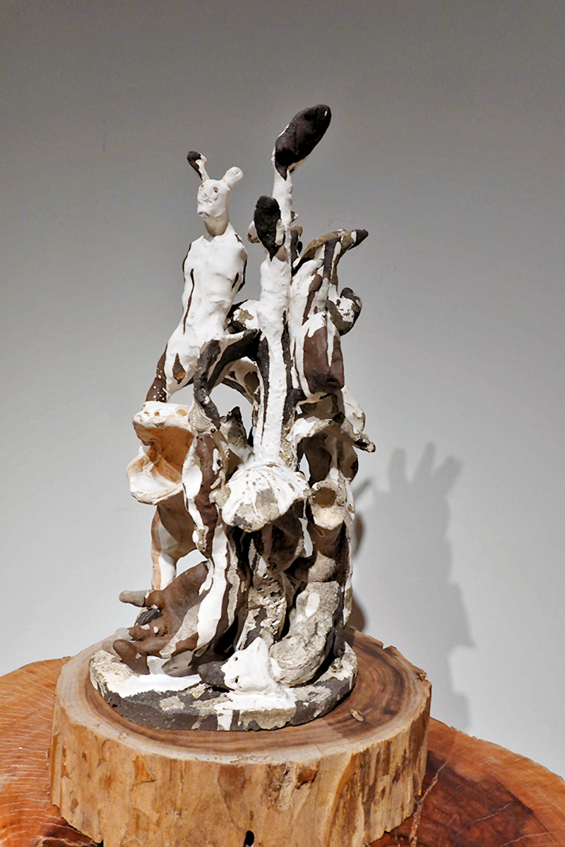 ◆《烏托邦》結合了動物、人獸的不同形態，呈現出更加複雜的作品。