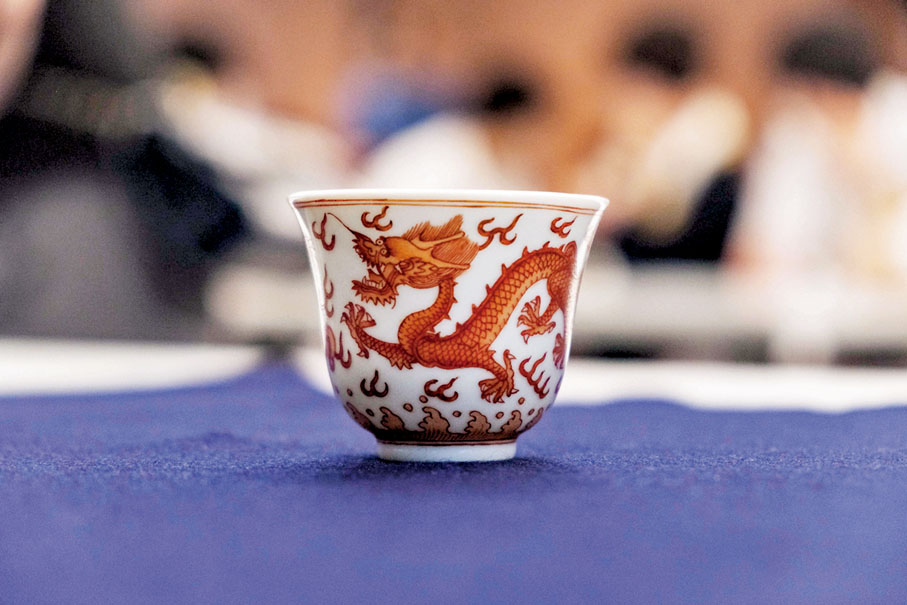 ◆清代瓷器　香港文匯報記者鄭樂泓  攝