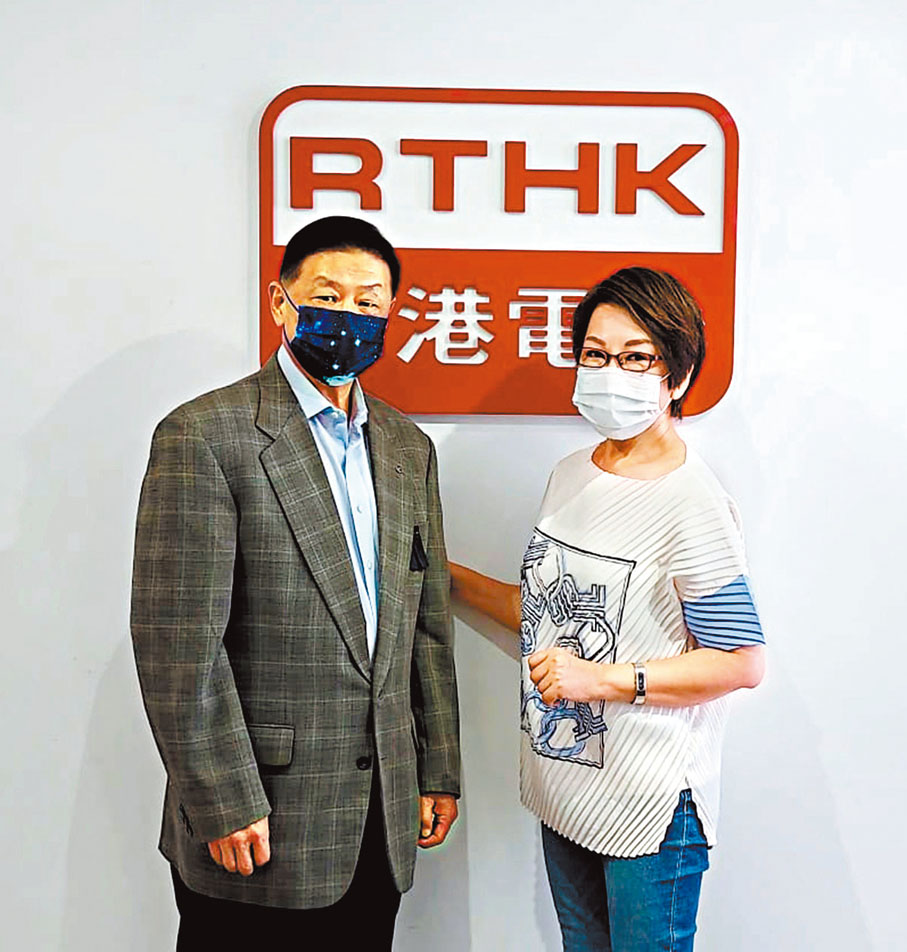 ◆胡曉明牢記父親所教的「胡氏家訓」。作者供圖