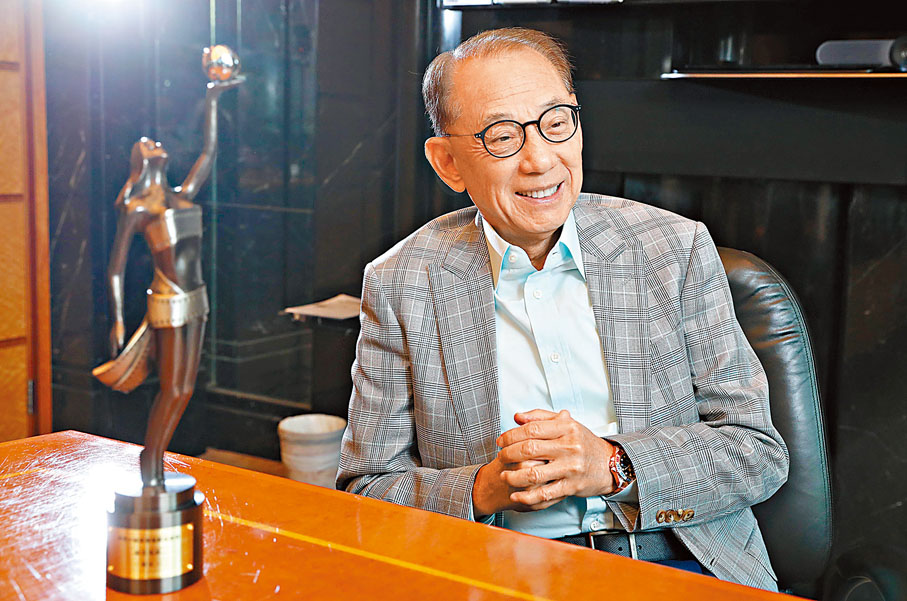 ◆楊受成對香港娛樂事業的未來保持樂觀態度。